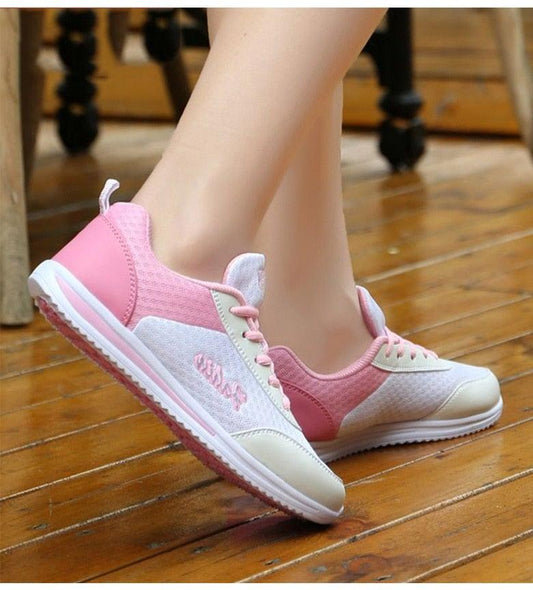 Women's Tennis Shoes