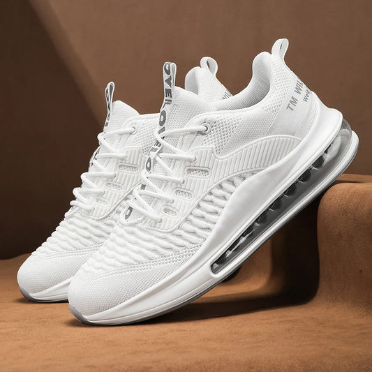 Men's lace-up sports shoes