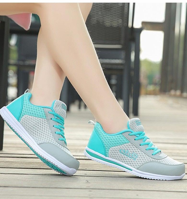 Women's Tennis Shoes