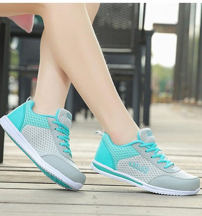 Women's Tennis Shoes