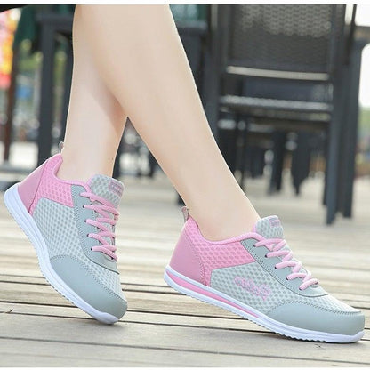 Women's Tennis Shoes