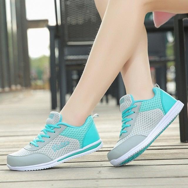 Women's Tennis Shoes