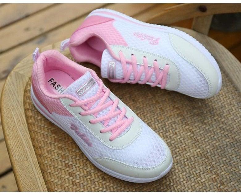 Women's Tennis Shoes