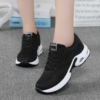 Women's Tennis Shoes